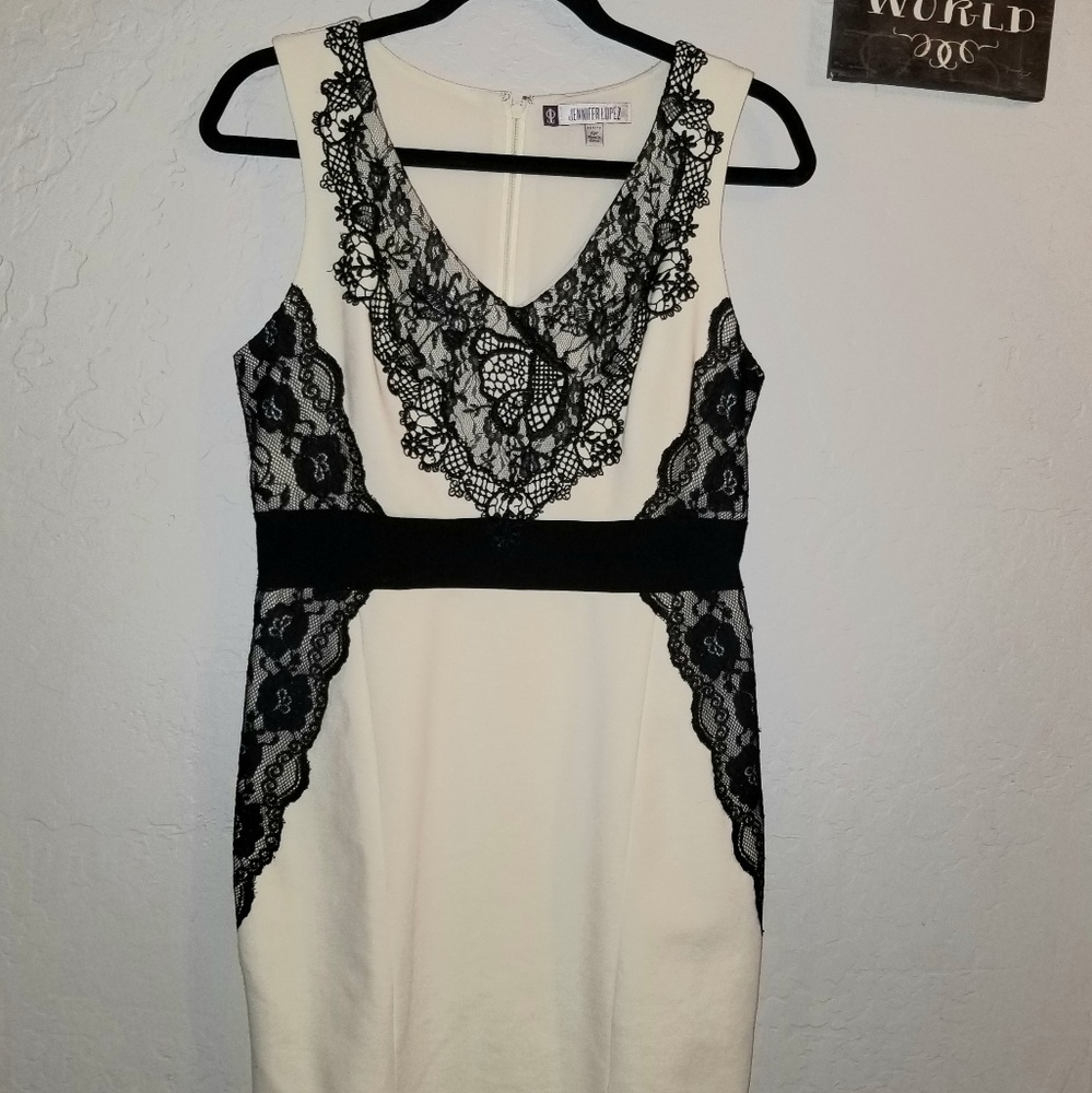 Jennifer Lopez white dress with black lace details